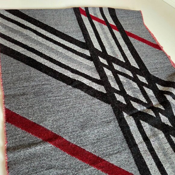 Gray black and red scarf/shawl. - Picture 8 of 9